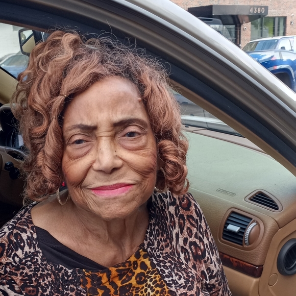 Meet your Posher, Mary - Picture 1 of 1